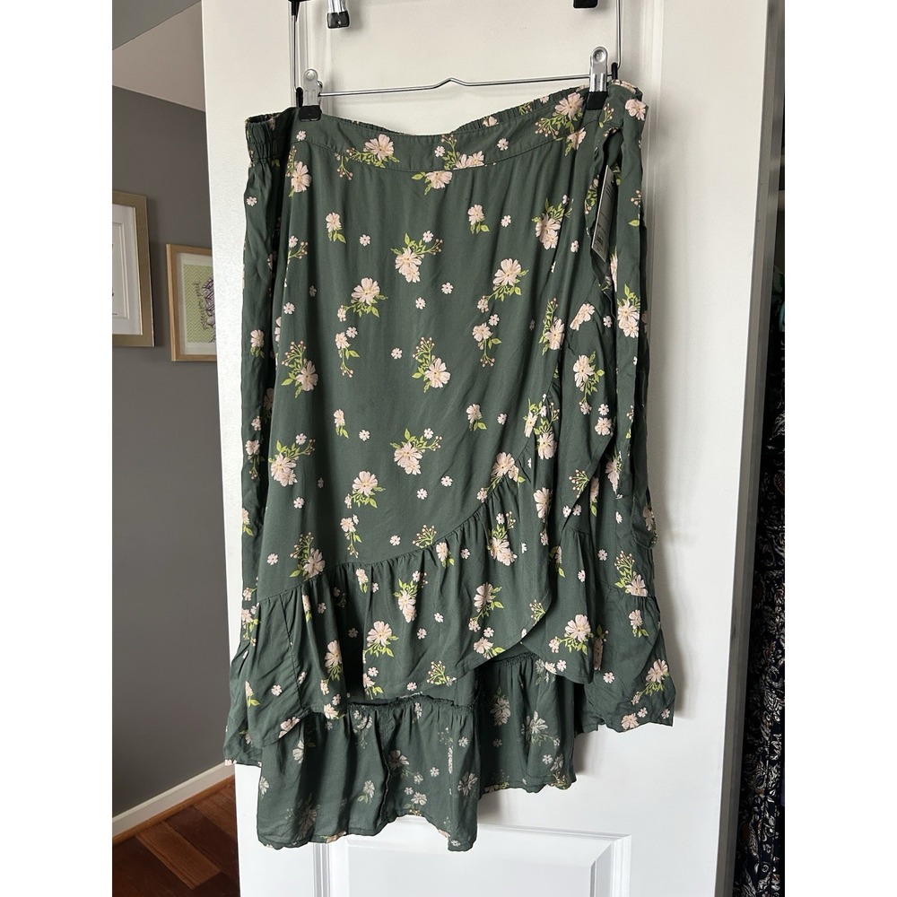 NWT SO Women's Green Floral Ruffle Wrap Midi Skirt Size XXL Tie Waist